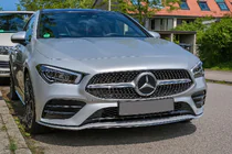 Mercedes CLA C118 2019– Priekšējā reste Diamond Silver (2019-2022) foto 1