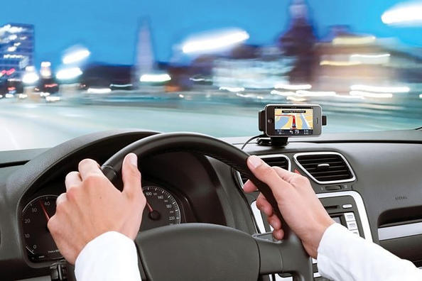 Palīgierīces automašīnai