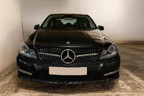 Mercedes C klase W204 2007–2015 Priekšējā radiatora reste Diamond Silver foto 3