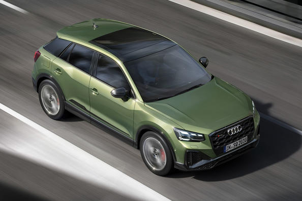 Apskats: jaudīgais pilnpiedziņas krosovers Audi SQ2 Foto 4