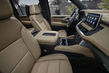 Liels astoņvietīgs apvidus auto Chevrolet Suburban foto 8