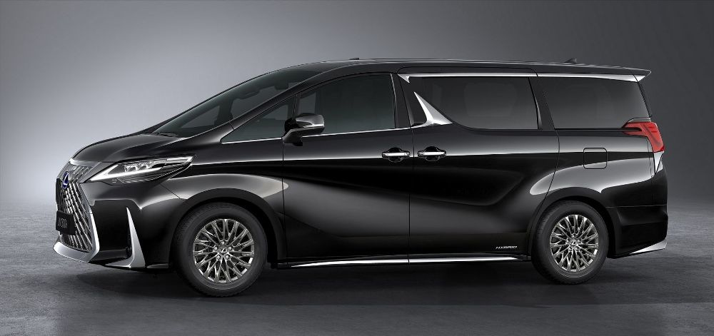 Premium klases minivena Lexus LM apskats