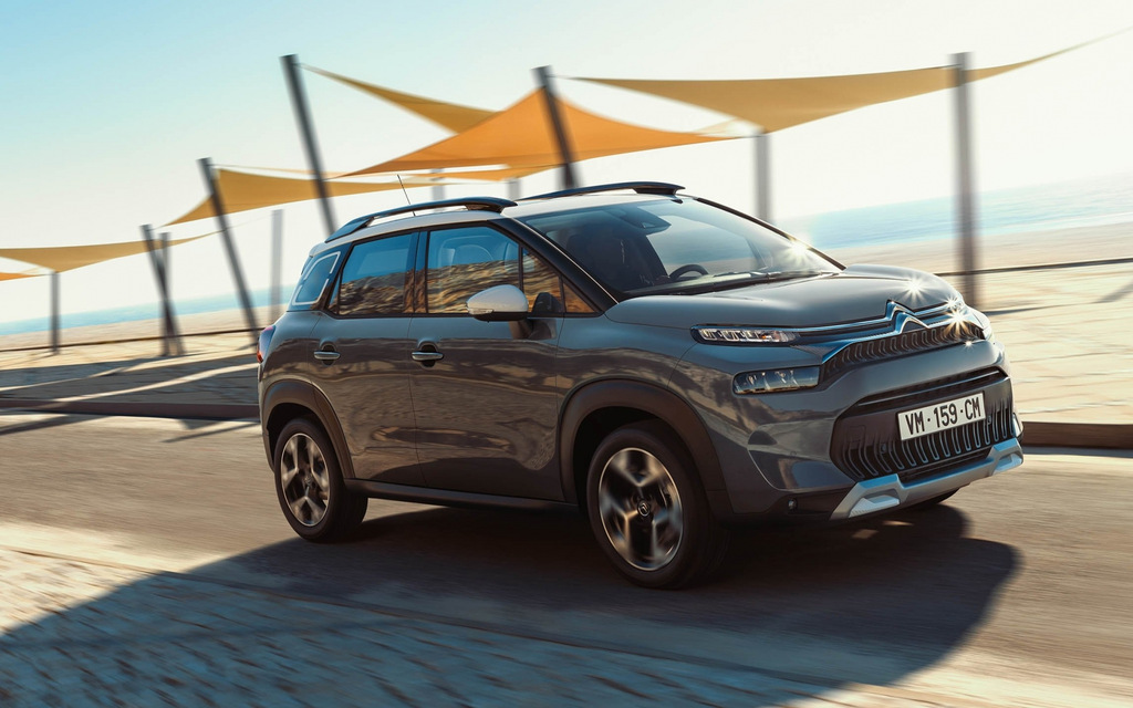 Atjauninātā krosovera Citroen C3 Aircross apskats