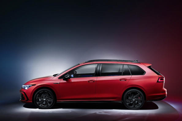 Volkswagen Golf Variant universāļa 8. paaudzes apskats
