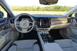 Atjauninātais Volvo S90 sedans foto 7