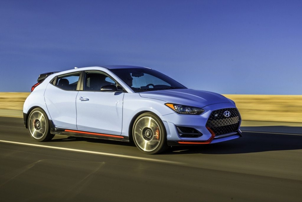 Sportiskā hečbeka Hyundai Veloster N apskats