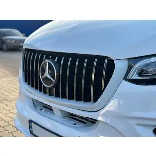Priekšējais režģis Panamericana GT Chrome Premium V1 Mercedes Sprinter W907/W910 2018– foto 2