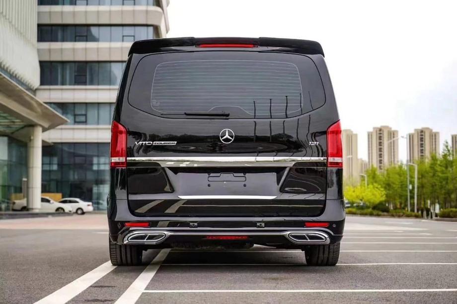 Mercedes Vito/V klase W447 2014– Aizmugurējais buferis Maybach Foto 3