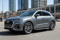 Audi Q3 2019–2025 Sānu sliekšņi Duru (2 gab., alumīnijs) foto 1