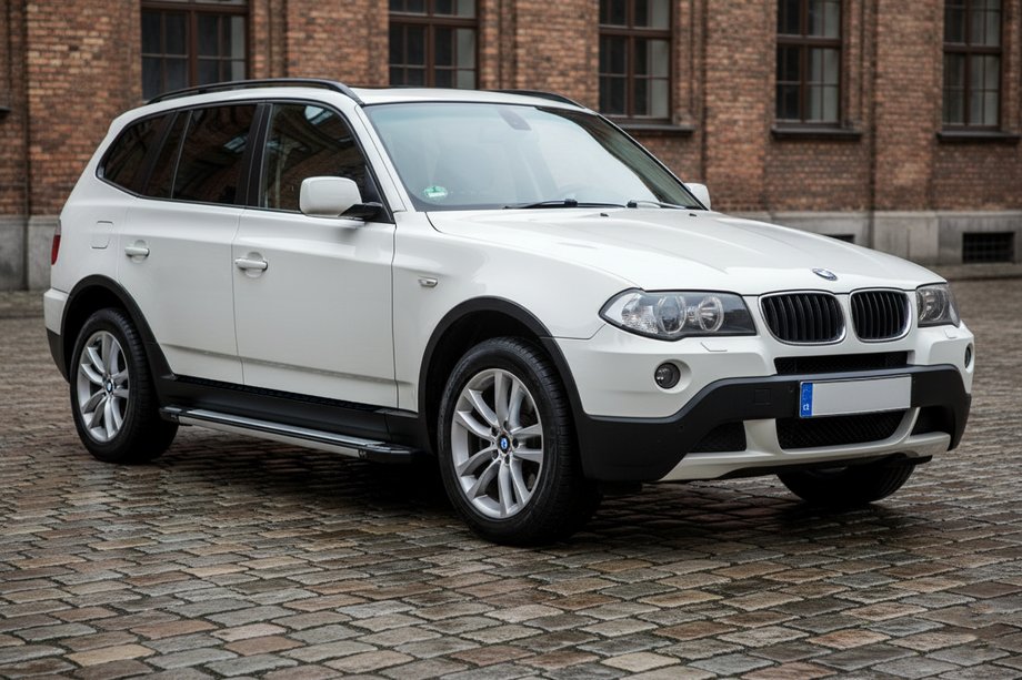 BMW X3 E83 2003–2010 Sānu pakāpieni Rainbow (2 gab., alumīnijs) Image