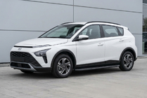 Hyundai Bayon 2021– Sānu sliekšņi Bosphore Black (2 gab., alumīnijs) foto 1
