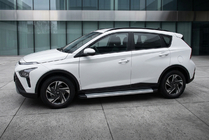 Hyundai Bayon 2021– Sānu pakāpieni Maya V2 (2 gab., alumīnijs) foto 2