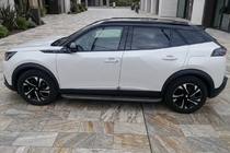 Peugeot 2008 2019– Sānu sliekšņi Bosphore Black (2 gab., alumīnijs) foto 1