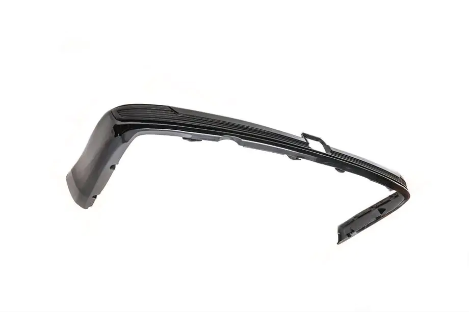 Toyota Land Cruiser 200 2007–2021 Aizmugures uzlika 2016+ piekabes āķim (melna) Foto 3