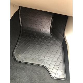Gumijas salona paklājiņi E-Golf (4 gab., Stingray Premium) Volkswagen Golf 7/E-Golf 2012–2020 foto 2