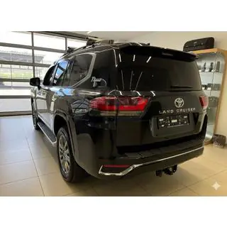 OEM spoileris Toyota Land Cruiser 300 2021– foto 1