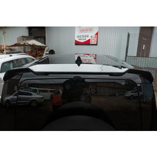 Spoileris V1 (melns) Land Rover Defender 2019– foto 2