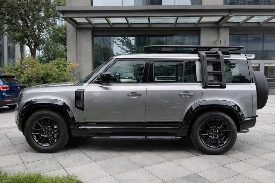 Land Rover Defender 2019– Spārnu paplatinājumi (Bushwacker, 6 gab., melns spīdīgs) Image