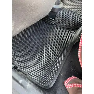 EVA auto paklājiņi (melni) foto 4
