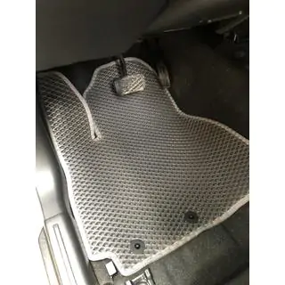 EVA auto paklājiņi (melni) Suzuki Jimny 2018– foto 3
