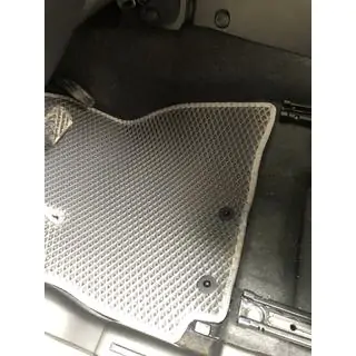 EVA auto paklājiņi (melni) Suzuki Jimny 2018– foto 4