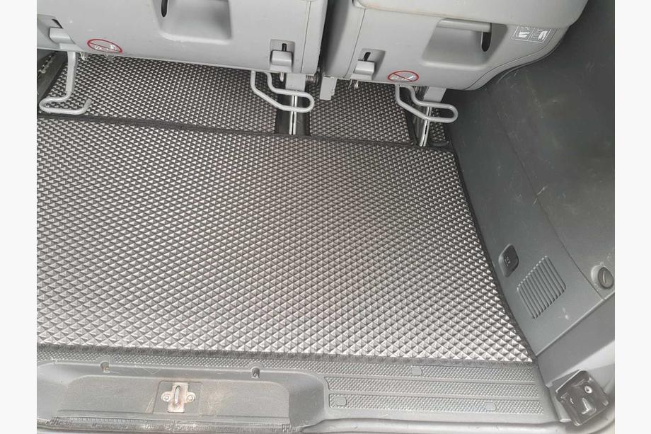 Mercedes Viano 2004–2014 EVA V2 auto paklājiņi (tikai saņemšana uz vietas, pilns salona komplekts, melni) Foto 15