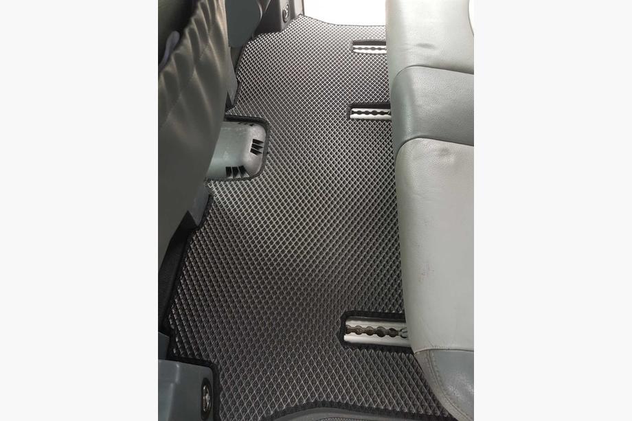 Mercedes Viano 2004–2014 EVA V2 auto paklājiņi (tikai saņemšana uz vietas, pilns salona komplekts, melni) Foto 6