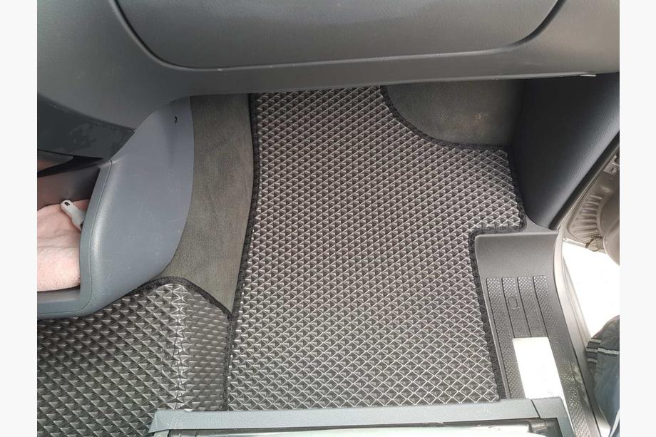 Mercedes Viano 2004–2014 EVA V2 auto paklājiņi (tikai saņemšana uz vietas, pilns salona komplekts, melni) Foto 12
