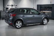 Dacia Sandero 2021– Sānu sliekšņi Duru (2 gab., alumīnijs) foto 1