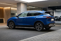 Nissan Qashqai 2021– Sānu kāpšļi Maydos V1 (2 gab., alumīnijs) foto 1