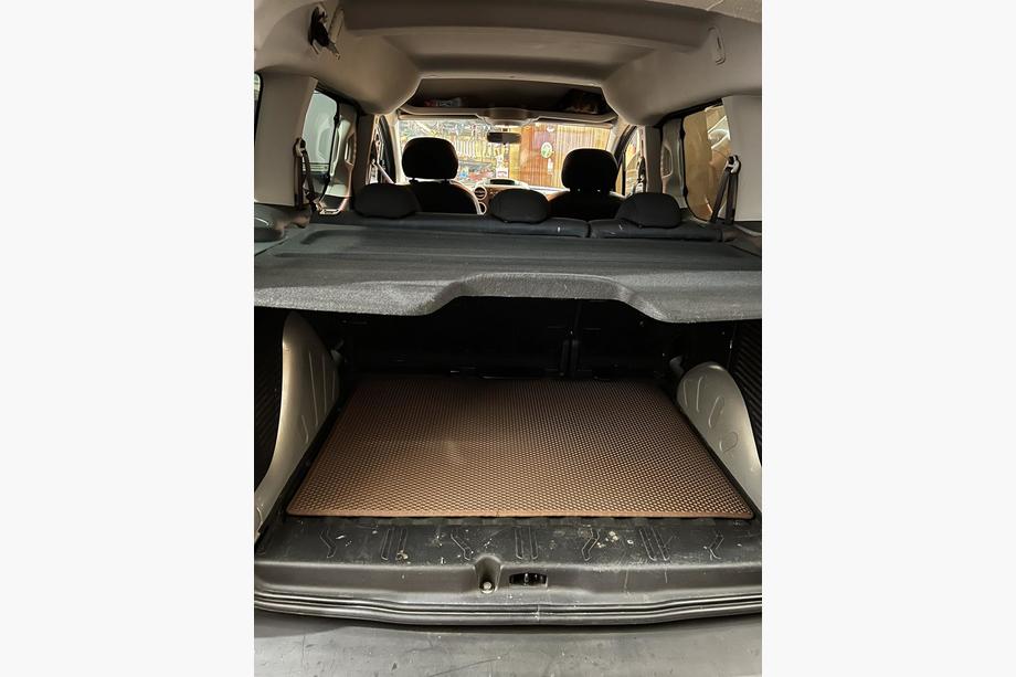 Peugeot Partner Tepee 2008–2018 Bagāžnieka paklājiņš (EVA, ķieģeļsarkans) Image