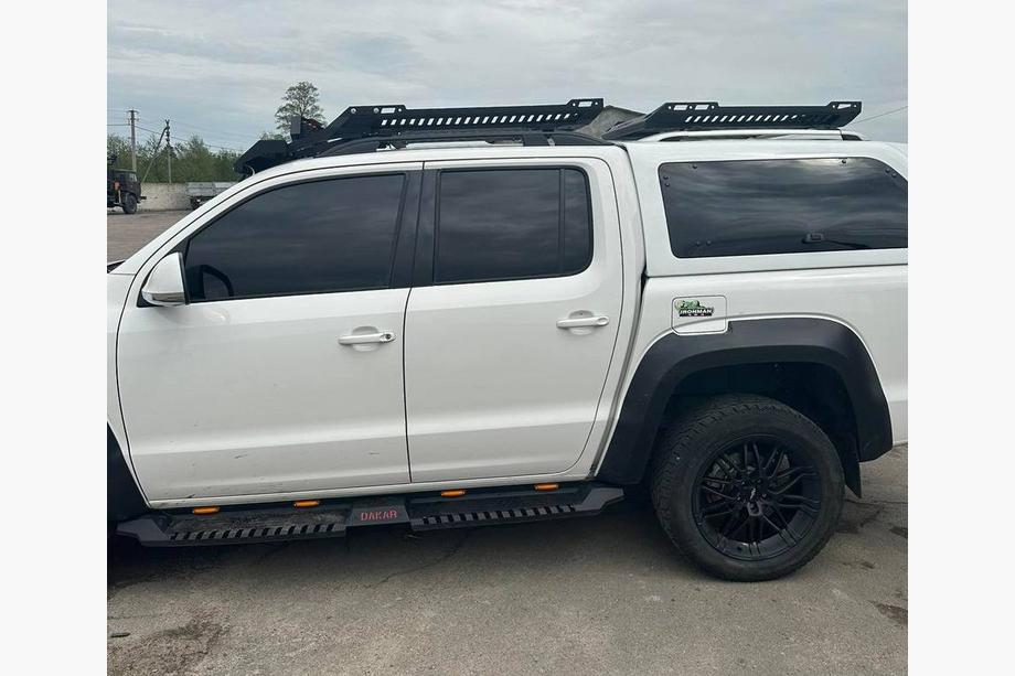 Volkswagen Amarok 2010–2022 Sānu sliekšņi Dakar V2 ar LED (2 gab., metāls) Foto 6
