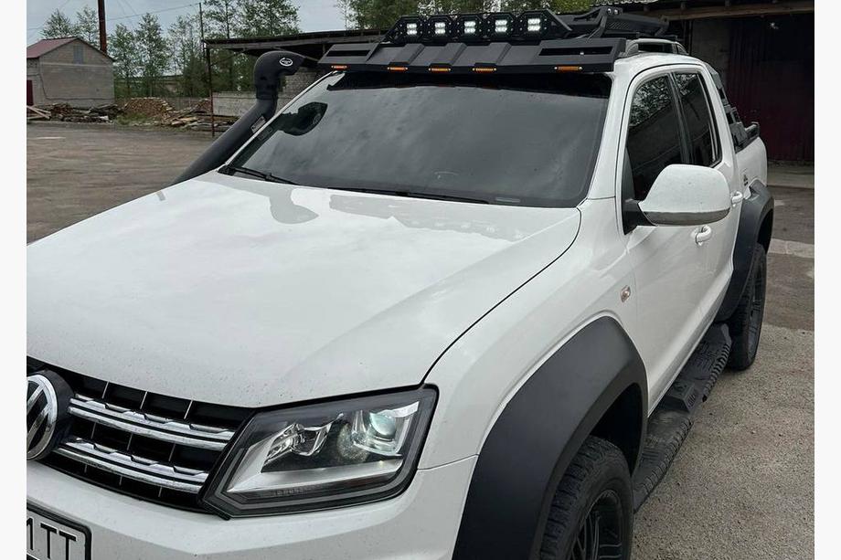 Volkswagen Amarok 2010–2022 Sānu sliekšņi Dakar V2 ar LED (2 gab., metāls) Foto 10