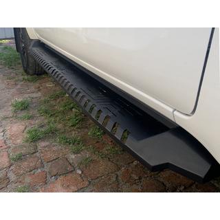 Sānu pakāpieni Dakar V1 bez LED (2 gab., metāls) Toyota Hilux 2015– foto 2