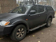 Mitsubishi L200 2015–2024 Dakar V2 sānu sliekšņi ar LED (2015-2019, 2 gab., metāls) foto 1