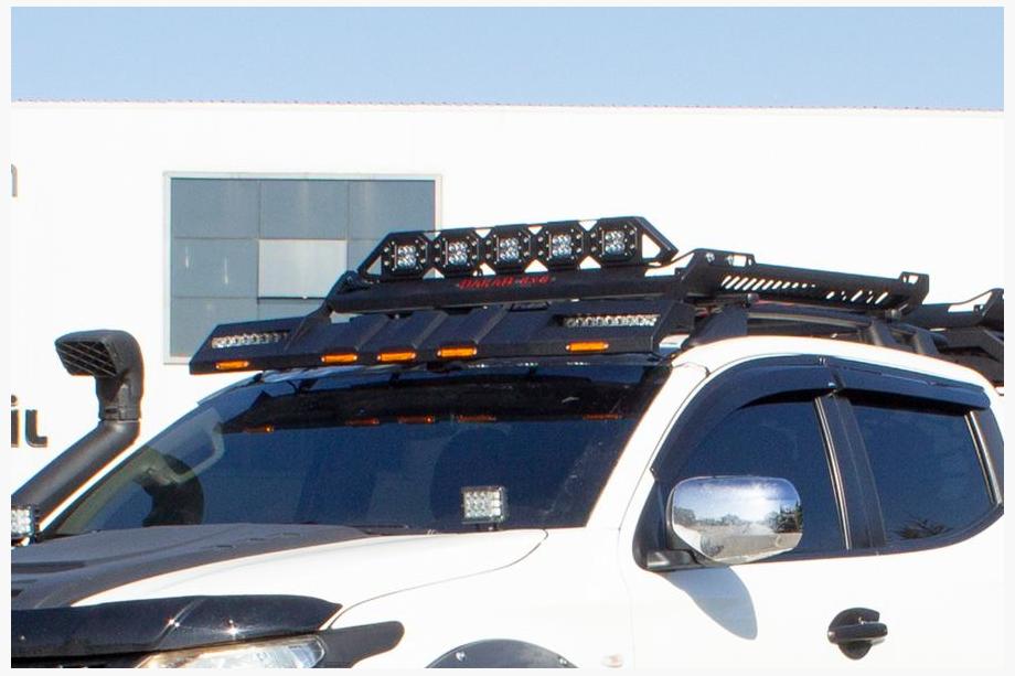 Mercedes X class 2017–2020 Vējstikla vizieris (LED) Image