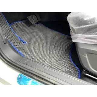 EVA auto paklājiņi (melni) foto 4