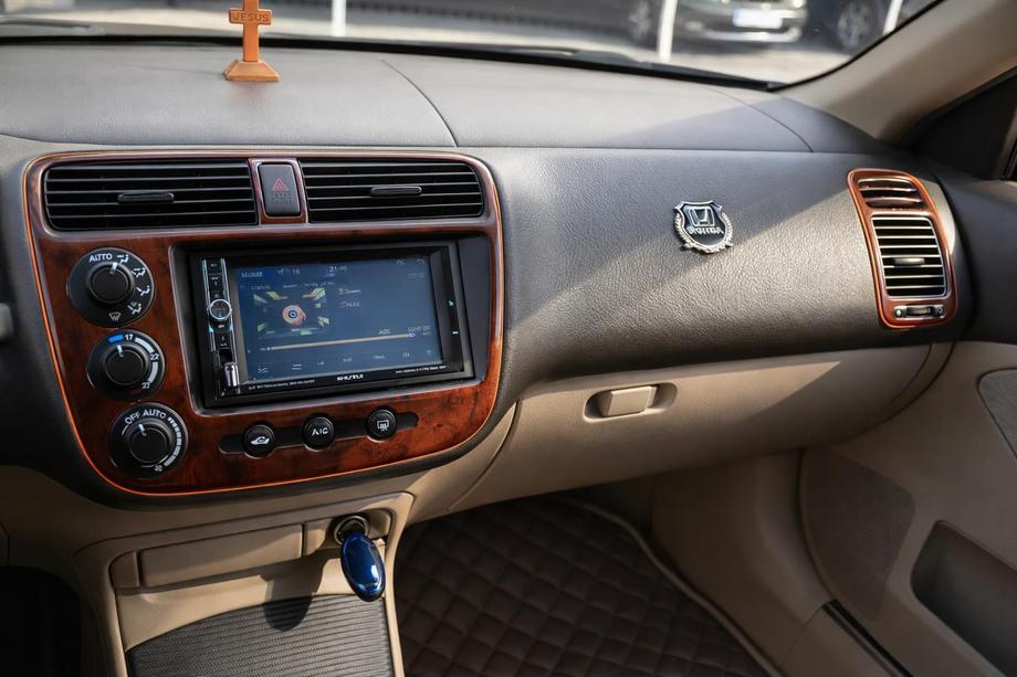 Honda Civic Sedan VII 2001–2006 Dekoratīvā uzlika uz paneļa Tumšs koks Image