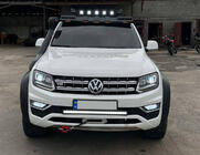 Volkswagen Amarok 2010–2022 Priekšējā stikla vizieris jumta bagāžniekam DAKAR (LED) foto 1
