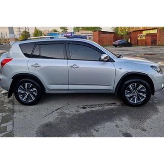 Spārnu arku uzlikas (4 gab., melnas, ABS plastmasa) Toyota Rav 4 2006–2013 foto 1