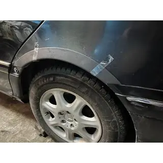 Spārnu arku uzlikas (4 gab., melnas, ABS plastmasa) foto 2