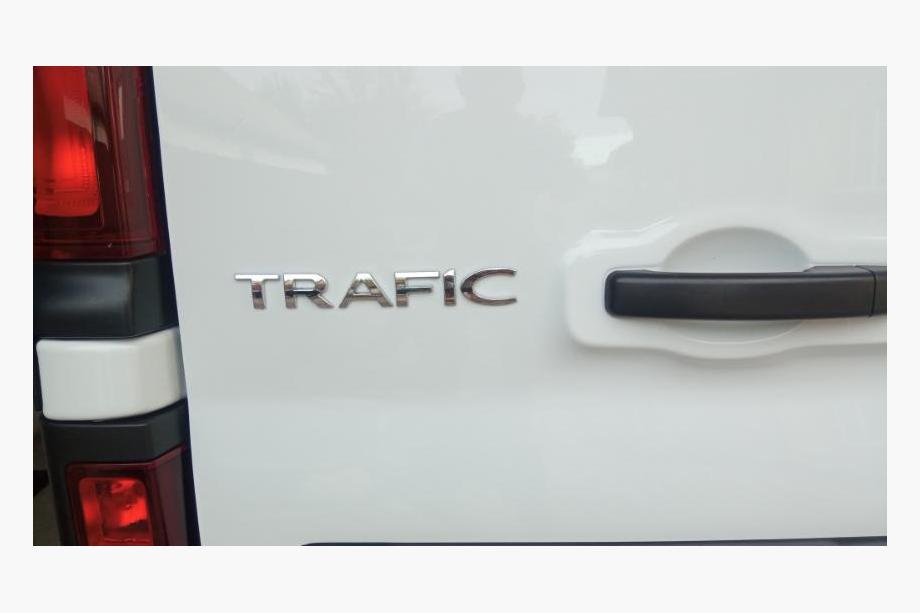Renault Trafic 2015– Trafic uzraksts 908900184R (247 x 31 mm) Foto 1
