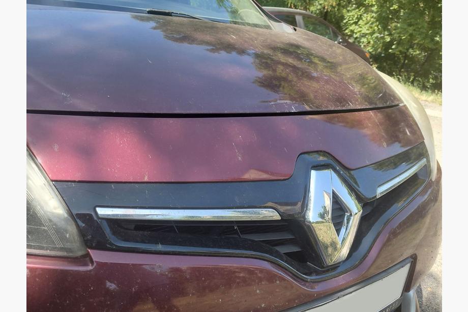 Renault Clio IV 2012–2019 Emblēma (Turcija) Foto 4