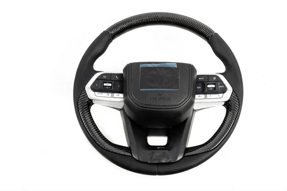 Toyota Land Cruiser 200 2007–2021 Stūre ar drošības spilvenu 2025 dizains (dabīgais oglekļa šķiedras karbons) Image