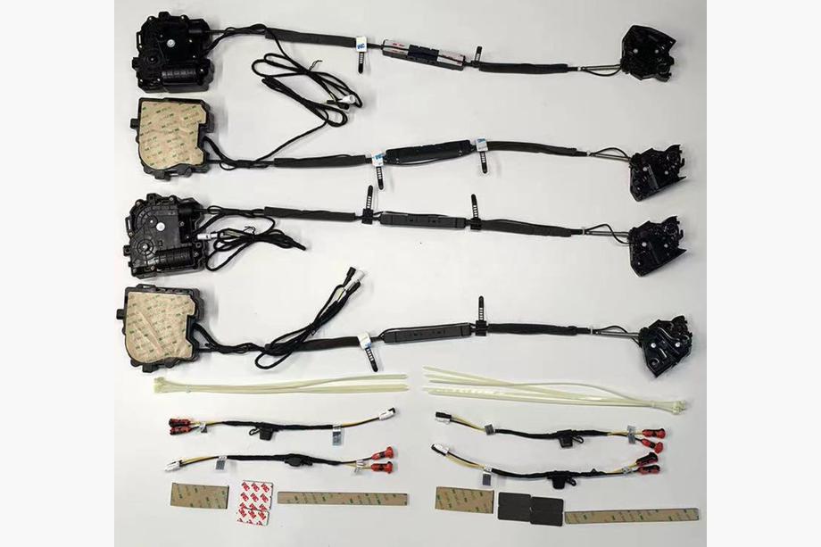 Toyota Land Cruiser 200 2007–2021 Durvju pievilkšanas komplekts Foto 2