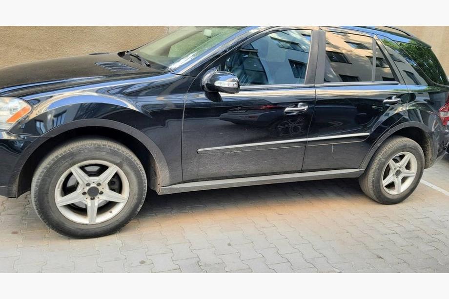 Mercedes ML W164 2005–2011 Arku uzlikas (4 gab., melnas, ABS plastmasa) Foto 1