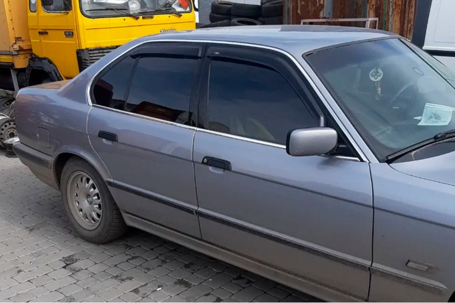 BMW 7. sērija E38 1994–2001 Logu vēja deflektori Long (4 gab., HIC) Image