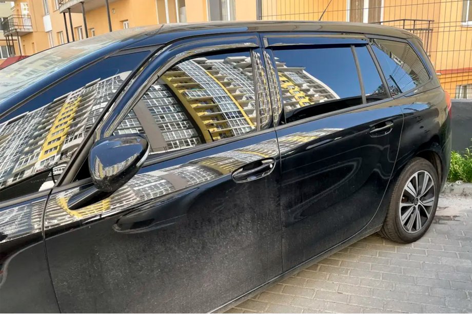Citroen C-4 Picasso 2013–2022 Logu vēja deflektori Grand (4 gab., HIC) Image