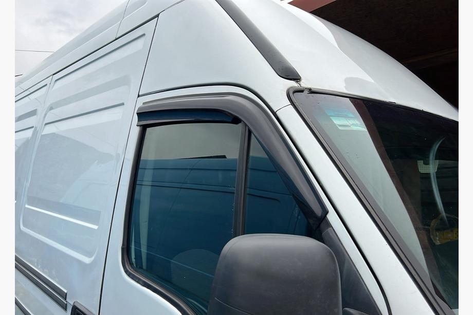 Iveco Daily 2006–2014 Logu vēja deflektori (2 gab., Sunplex Sport) Foto 2
