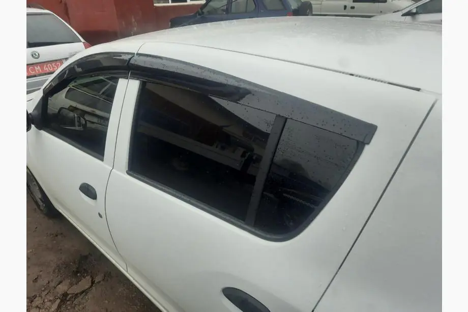 Dacia Sandero 2013–2020 Logu vēja deflektori (4 gab., Sunplex Sport) Image